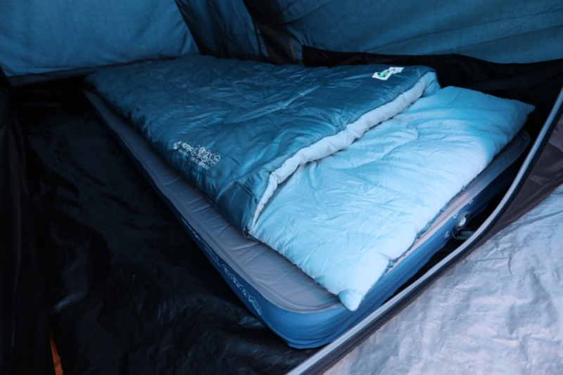 Vango Evolve Superwarm Single Sleeping Bag in Moroccan Blue-5